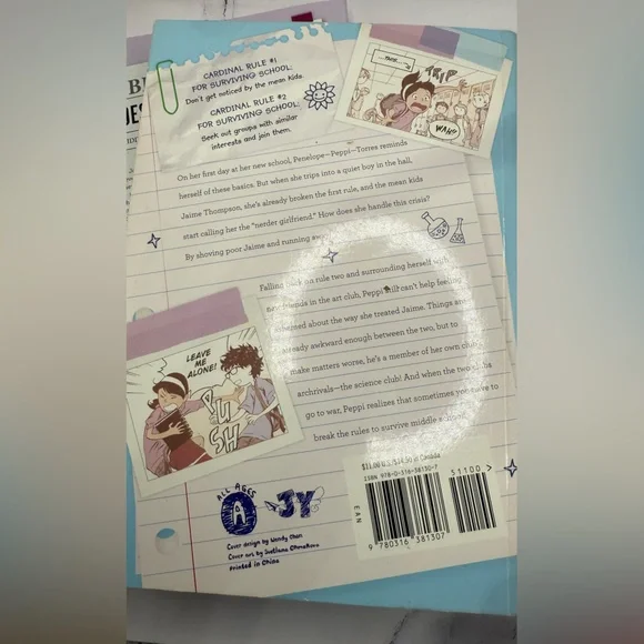 3 Svetlana Chmakova Books - Awkward, Crush and brave - Picture 3 of 6